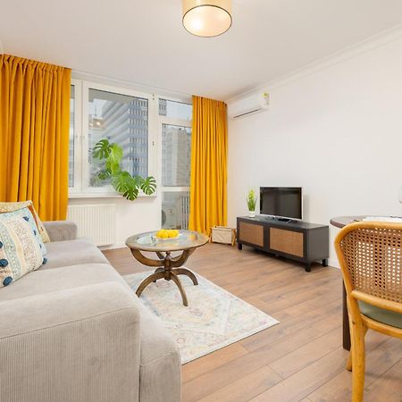 Marszalkowska Stylish Apartment With Balcony Warsaw Center By Noclegi Renters Exteriér fotografie
